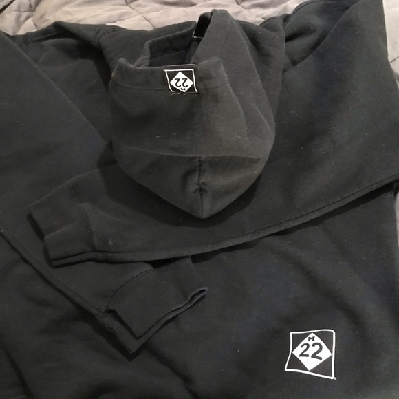 M22 Hoodie size S - Picture 2 of 3